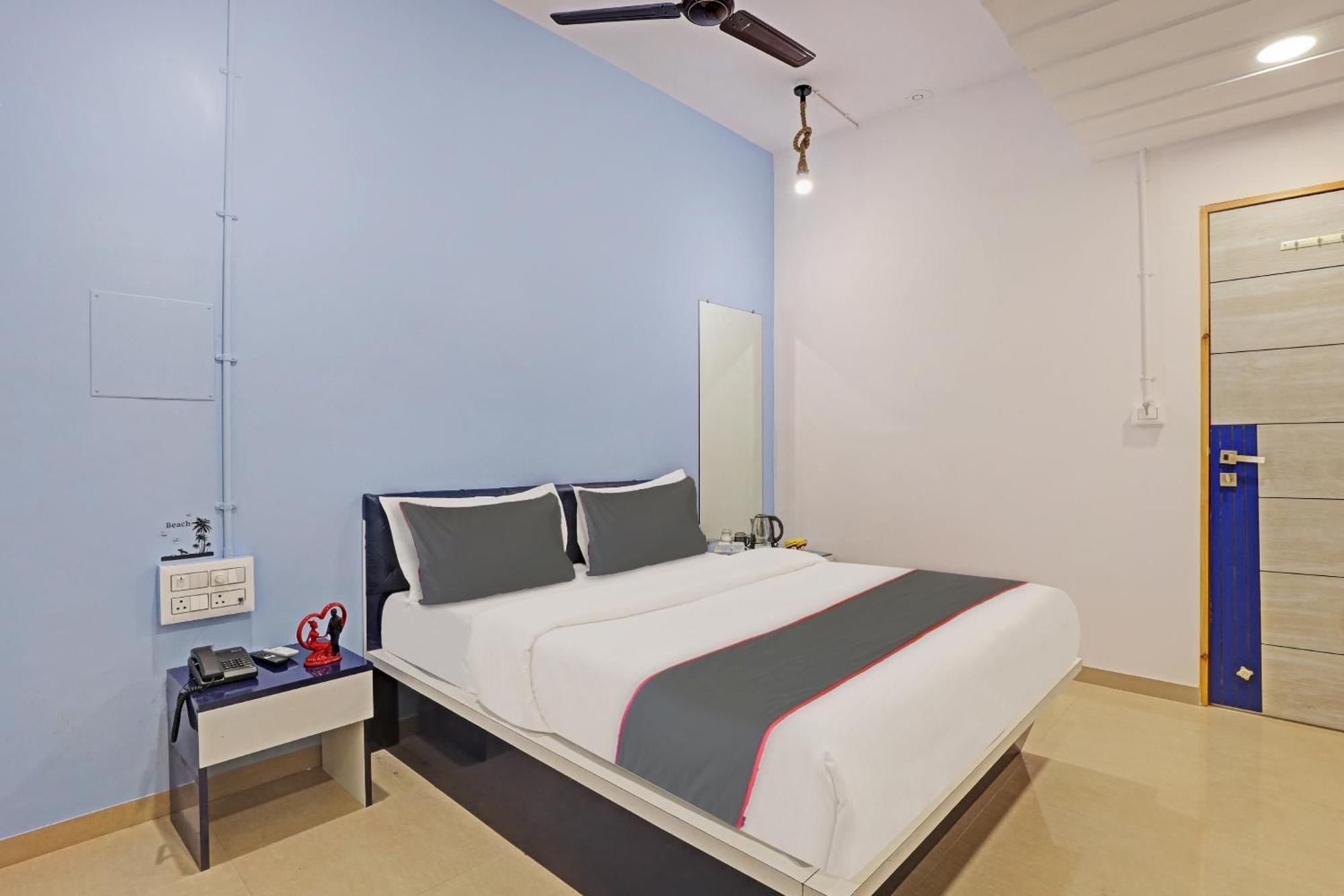 Hotel Silk, Premier Budget Friendly Luxury Hotel In Surat, Perfect For Families, Couples And Business Travelers Extérieur photo
